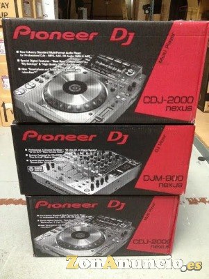 2x Pioneer CDJ-2000 Nexus & 1x PIONEER DJM-900 Nexus